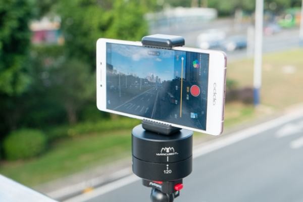 现在新媒体很火爆尤其是短视频类想知道怎么操作